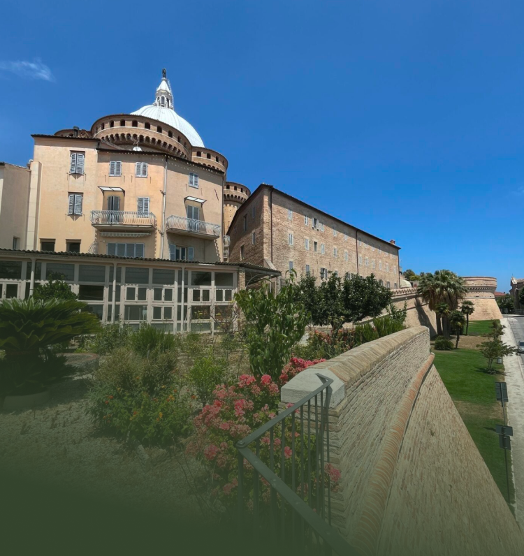 Il Santuario di Loreto visto dalla Pensione Piemonte